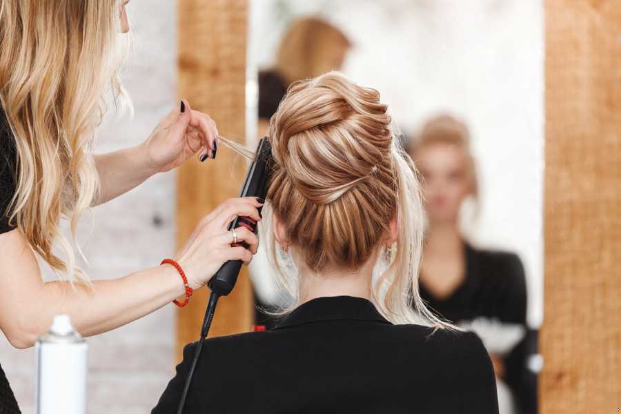 Coiffure événementielle — Coiffeur