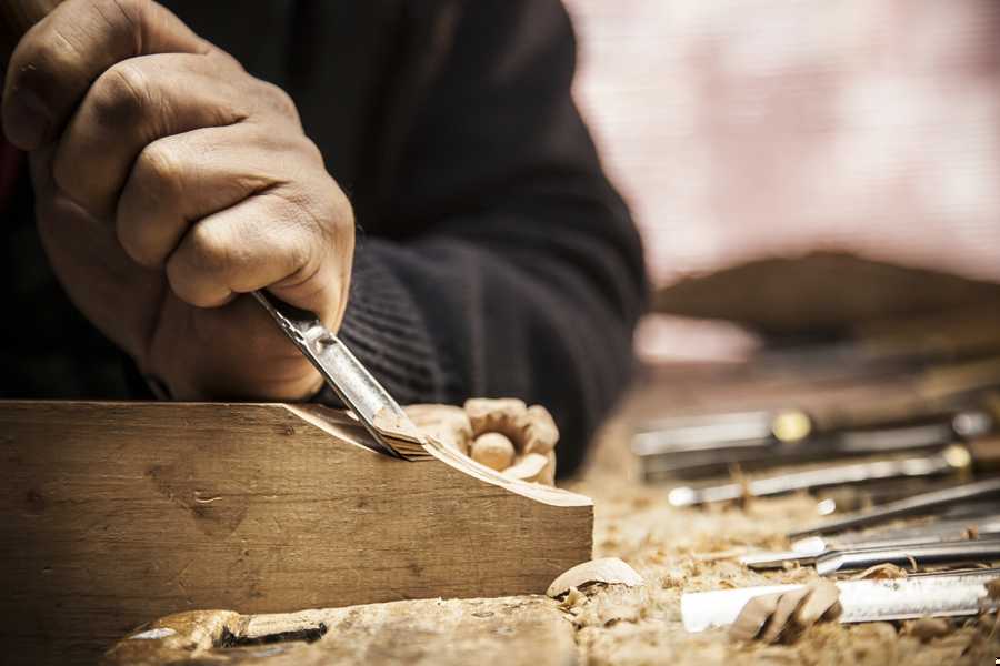 Fabrication de meubles — Menuisier