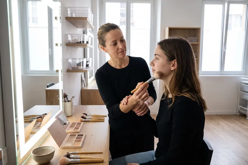 Cours d'auto-maquillage — Maquilleuse professionnelle